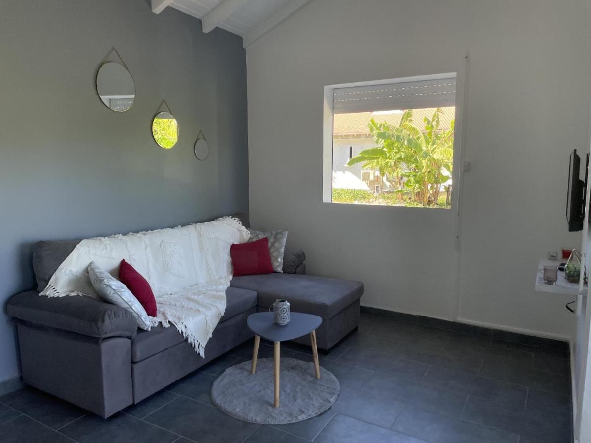 Bungalow De Rose Petit-Canal Exterior photo